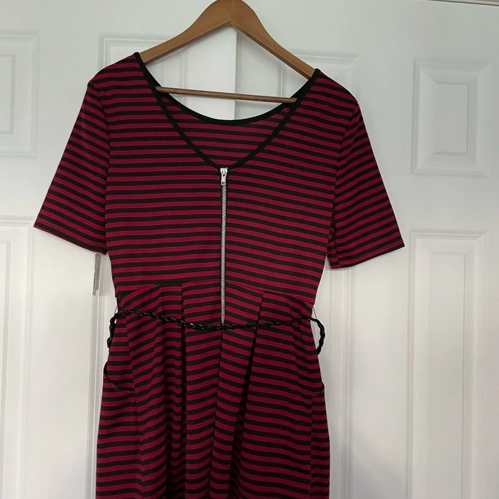 NWT Speechless short sleeved horizontal striped dress